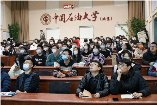 学生图.png