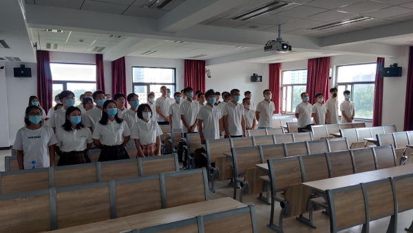 9c2e6b20acef44bfbf90b227cc0b790e.jpg
