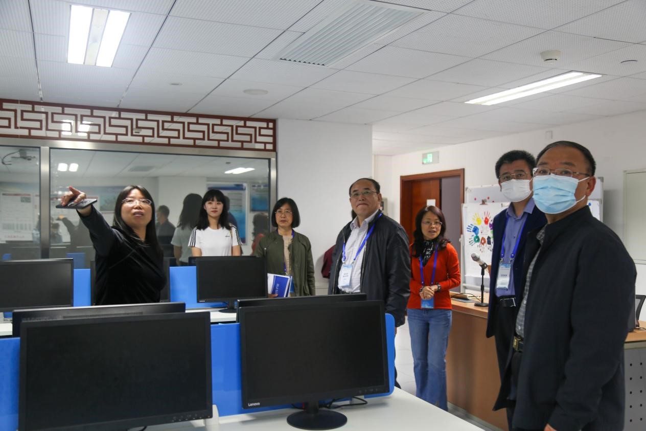 b4a5b508c2ee4d9dbcb810ada9a69d07.jpg b4a5b508c2ee4d9dbcb810ada9a69d07.jpg